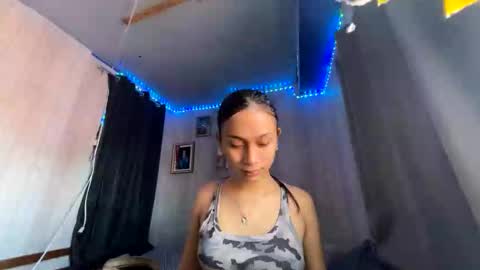 Snapshot of stacey_cravings chatting on 10.18.25 stacey_cravings online show from 10.18.25