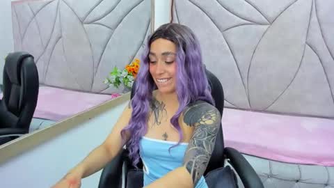 Snapshot of staceylee_ chatting on 10.30.25 Stacey lee online show from 10.30.25