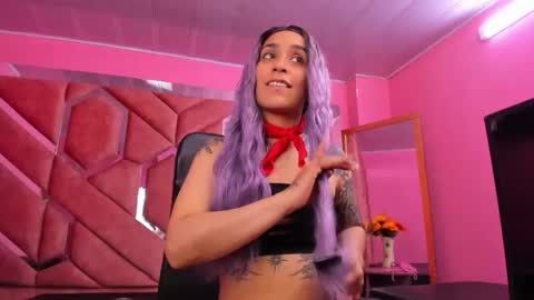 Snapshot of staceylee_ chatting on 12.15.25 Stacey lee online show from 12.15.25