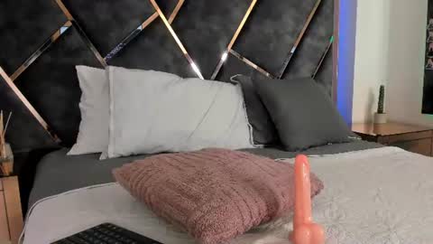 Stacie online show from 07.26.26