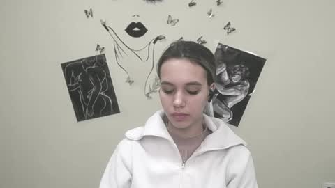 Stacy online show from 12.22.24