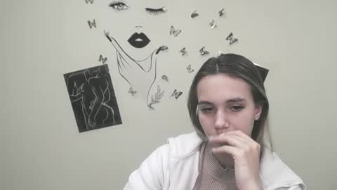 Stacy online show from 12.22.24