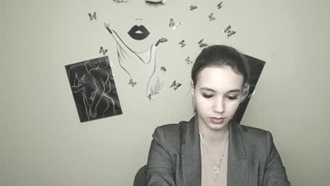 Stacy online show from 01.12.25