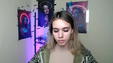 Stacy online show from 10.08.25