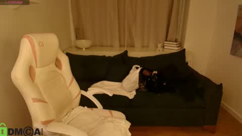 Stacy Tyler online show from 04.13.26