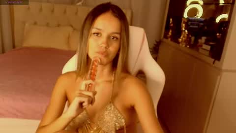 Stacy Tyler online show from 04.17.26