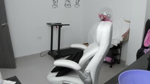 Zulma Yisset online show from 01.16.26