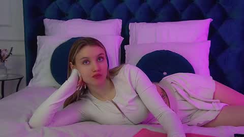 StacyEvances online show from 02.23.26