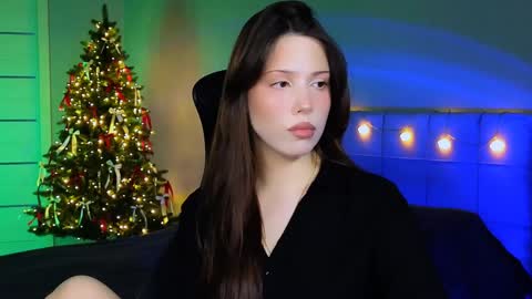 Snapshot of stacygonzales_ chatting on 12.21.24 Bye bye dear See you on December 3st online show from 12.21.24