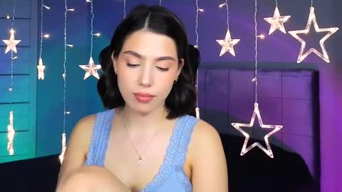 Snapshot of stacygonzales_ chatting on 09.26.25 Bye bye dear See you on December 3st online show from 09.26.25