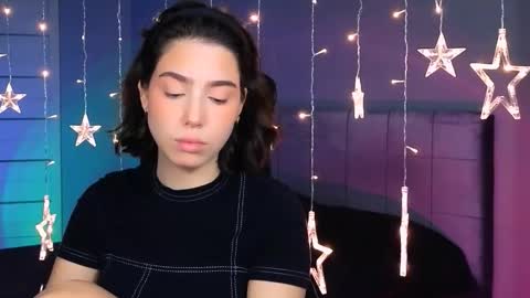 Snapshot of stacygonzales_ chatting on 09.28.25 Bye bye dear See you on December 3st online show from 09.28.25