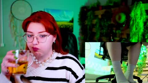 Snapshot of stacyjensen chatting on 04.24.26 Stasey online show from 04.24.26