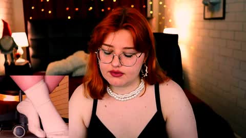 Snapshot of stacyjensen chatting on 05.11.26 Stasey online show from 05.11.26