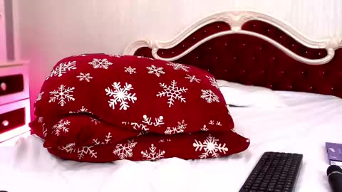 Snapshot of stacylight chatting on 03.08.25 Stacy online show from 03.08.25