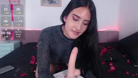 Snapshot of stacymaliibu chatting on 02.14.25 Stacy online show from 02.14.25