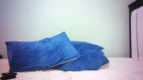 Snapshot of stacyweet chatting on 12.01.25 Stacysweet chocolate online show from 12.01.25