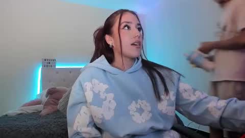 Stand and Rose online show from 03.20.26