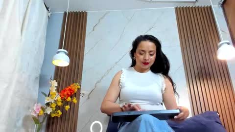 Snapshot of stangela_rivera chatting on 10.29.25 Angel Rivera online show from 10.29.25