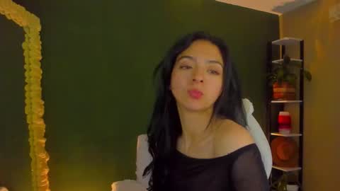 Snapshot of star_sub1 chatting on 11.16.25 star_sub1 online show from 11.16.25