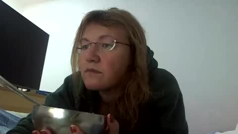 starlagurl online show from 12.06.24