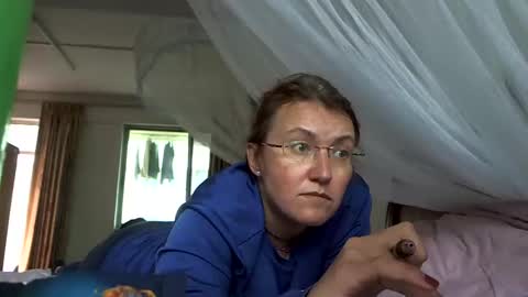 starlagurl online show from 02.15.25