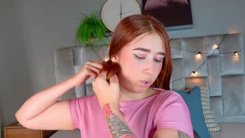 M O O N  online show from 04.07.26