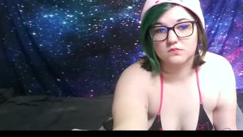 Snapshot of starthespacewhore chatting on 05.04.26 Lemon online show from 05.04.26