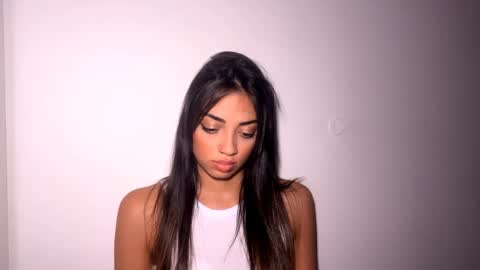 Mia online show from 04.01.26