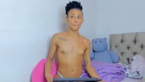 stassiebell online show from 01.20.25