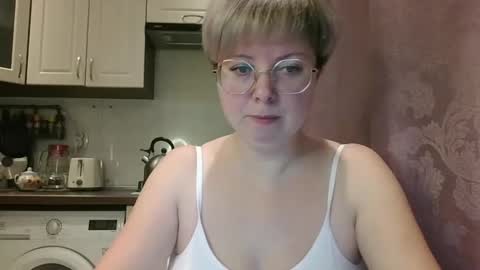 Snapshot of stasya_07 chatting on 01.05.25 Stasya online show from 01.05.25