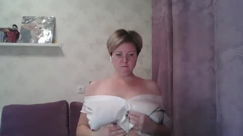 Snapshot of stasya_07 chatting on 01.09.25 Stasya online show from 01.09.25