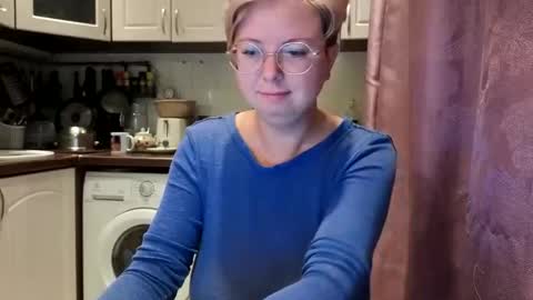 Snapshot of stasya_07 chatting on 10.03.25 Stasya online show from 10.03.25