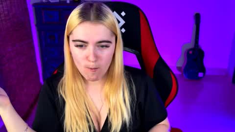 stef_nicks online show from 09.14.25