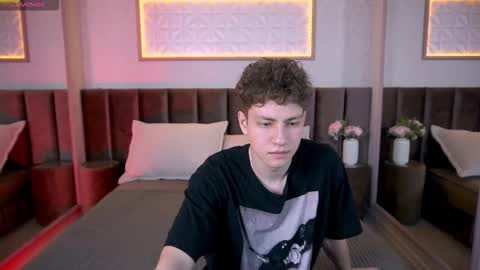 Esrefan online show from 02.11.26