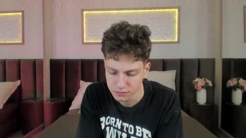 Esrefan online show from 03.07.26