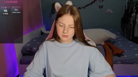 Snapshot of stefaniyaaa chatting on 09.12.25 stefa online show from 09.12.25