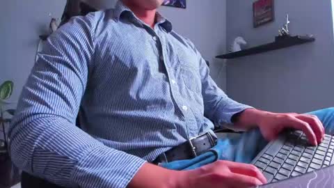 Snapshot of stefann_salvatore chatting on 04.23.26 Stefann Salvatore online show from 04.23.26