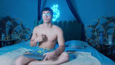 Snapshot of stefano_calle chatting on 11.04.25 Stefano online show from 11.04.25