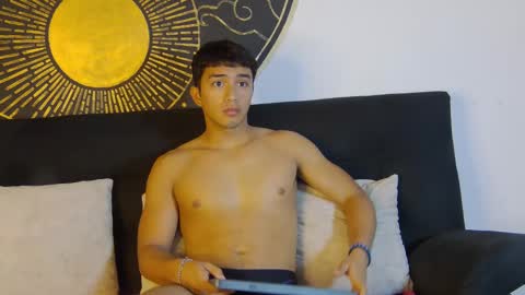 Snapshot of stefano_calle chatting on 11.24.25 Stefano online show from 11.24.25