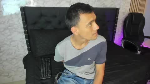 stefany_pablo1 online show from 01.04.25