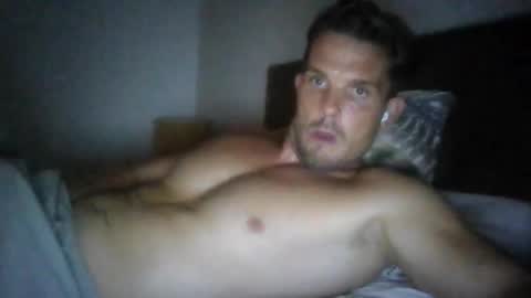 Snapshot of stefmaster32 chatting on 09.08.25 Boyfun2345 online show from 09.08.25