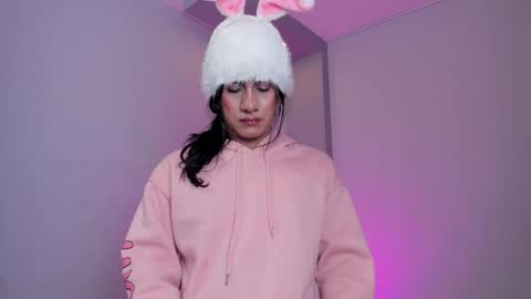 Stefany Bratz online show from 04.14.26