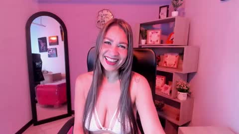 stefy_zea online show from 11.18.25