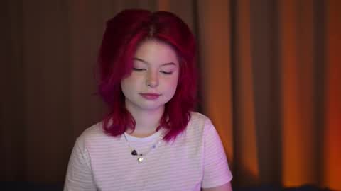 Snapshot of stela_vanila chatting on 11.14.25 Stella online show from 11.14.25