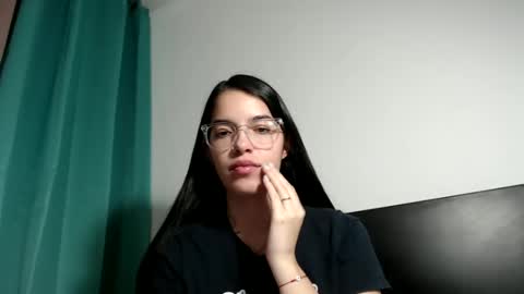 Stella online show from 01.04.25