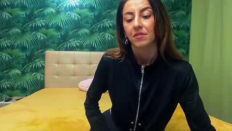 Stella John online show from 12.05.24