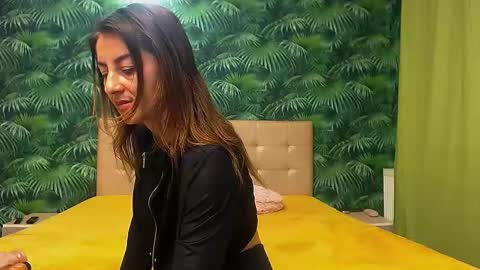 Stella John online show from 12.06.24