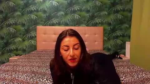 Stella John online show from 12.28.24