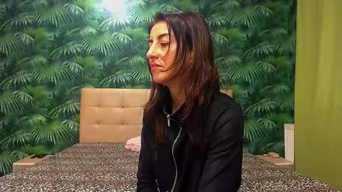 Stella John online show from 01.03.25