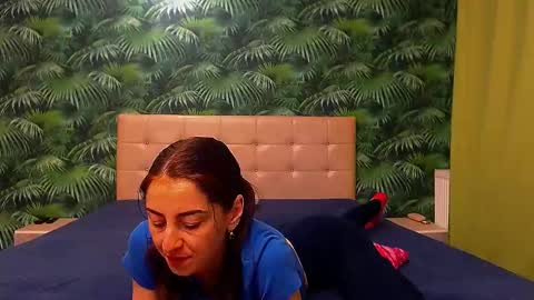 Stella John online show from 02.12.25